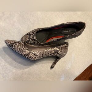Rockport size 7 snakeskin heels (3 inches)